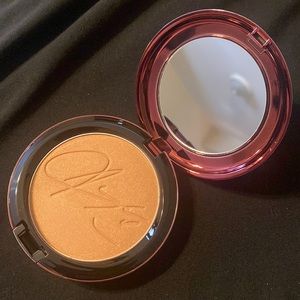 Aaliyah Baby Girl Bronzer NEW